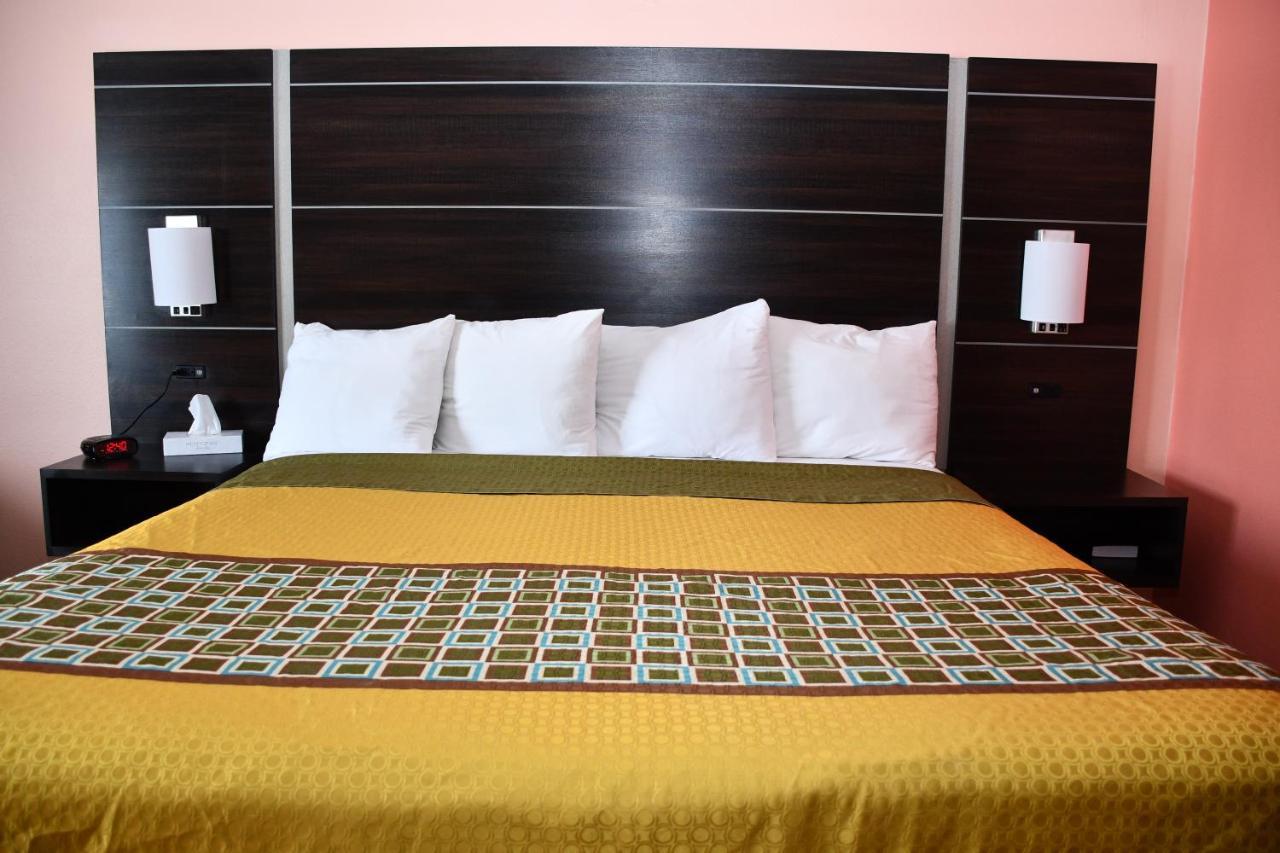 Regency Inn & Suites Faribault Eksteriør bilde