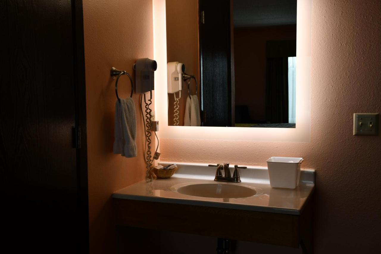 Regency Inn & Suites Faribault Eksteriør bilde